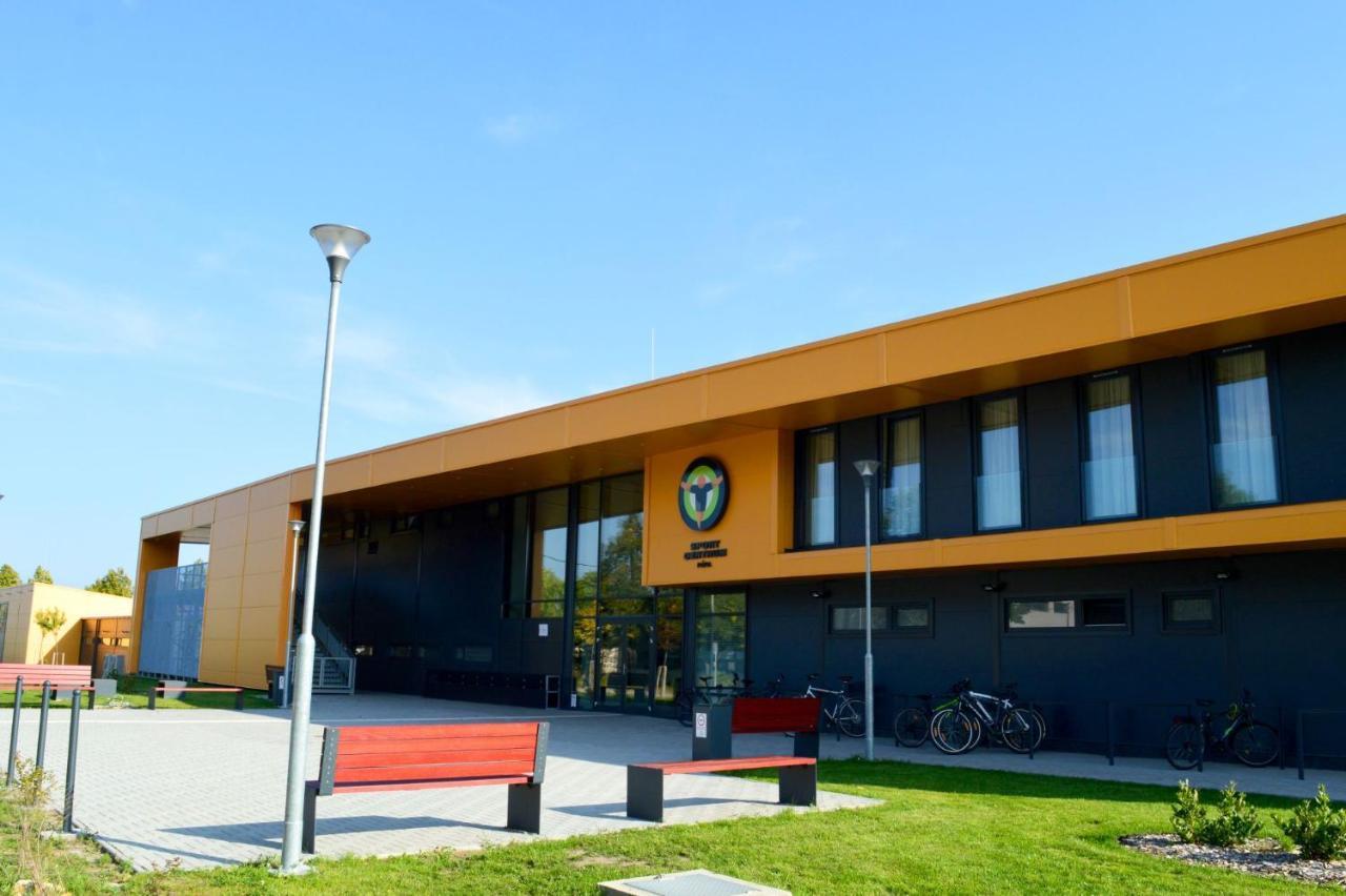 Sport Centrum Apartman Papa Ngoại thất bức ảnh
